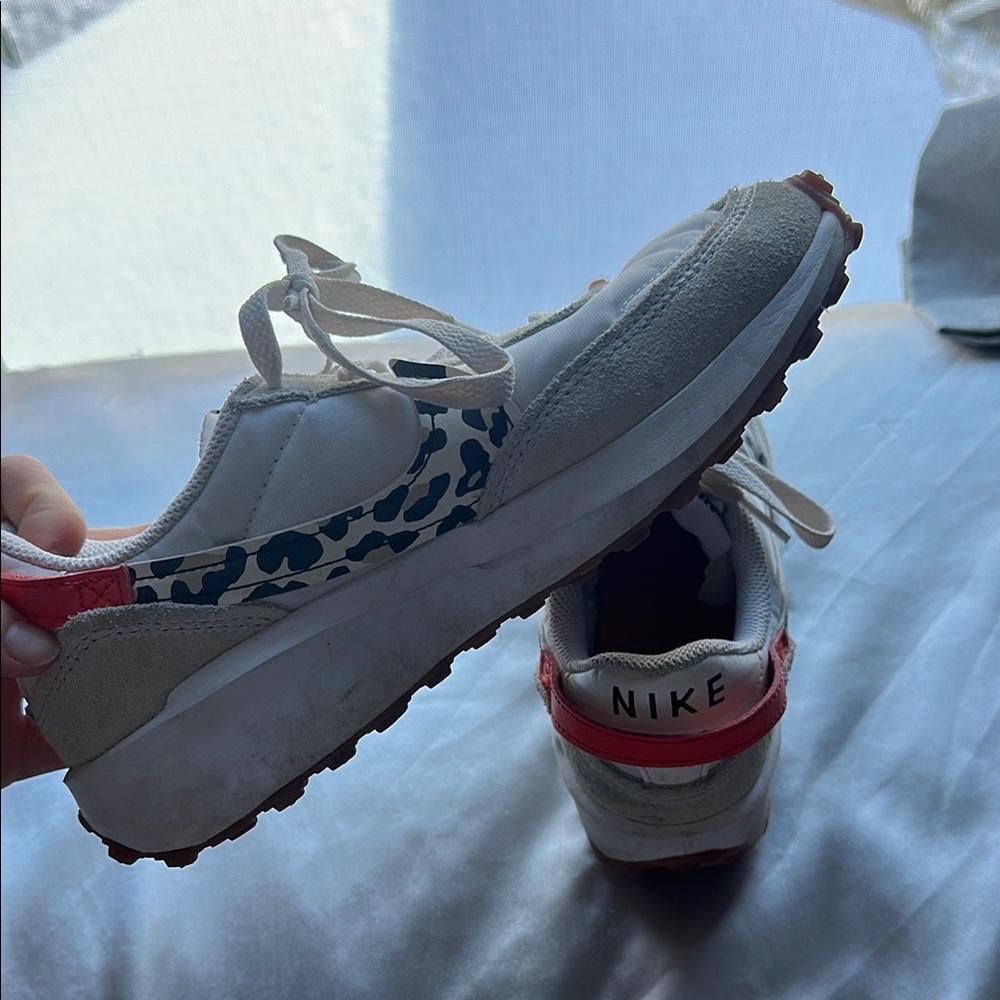 Nike White and Red Sneakers with Animal Print - Picture 4 of 4